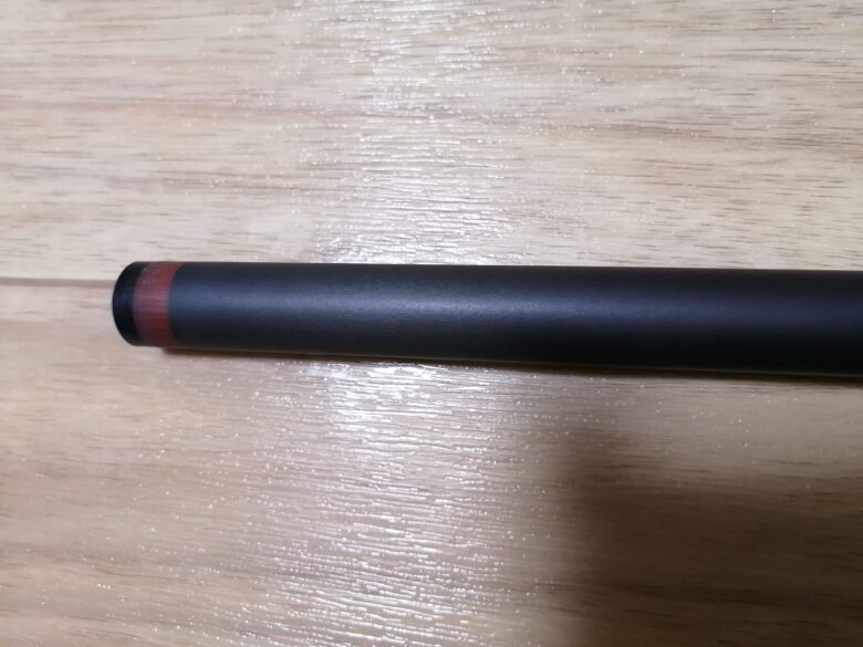 スピアブレイクのシャフトが少しザラっとした質感の説明画像